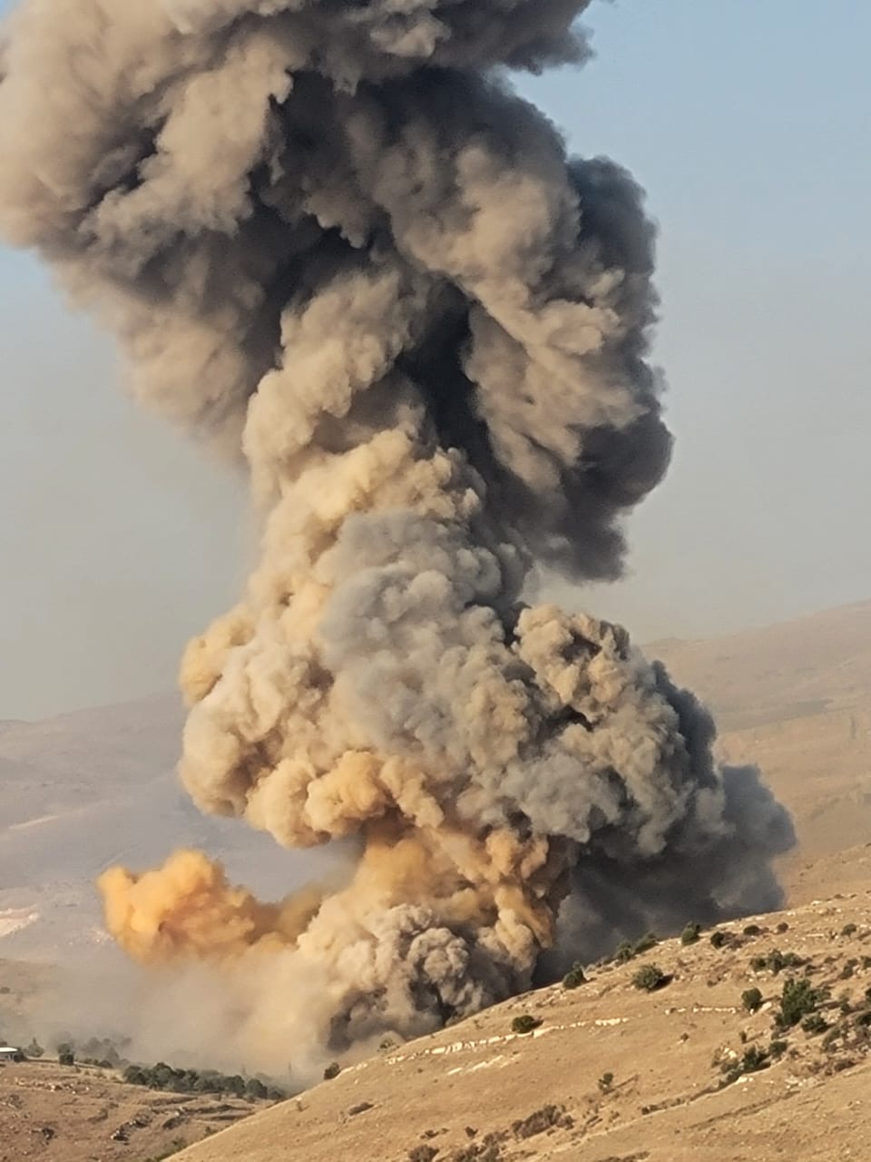 غارة في حورتعلا