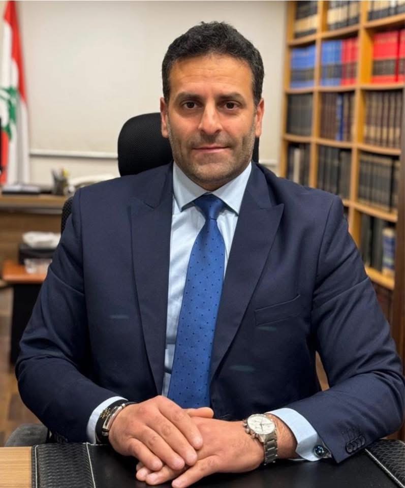 مالك يفند العيوب في قانون تنظيم القضاء العدلي