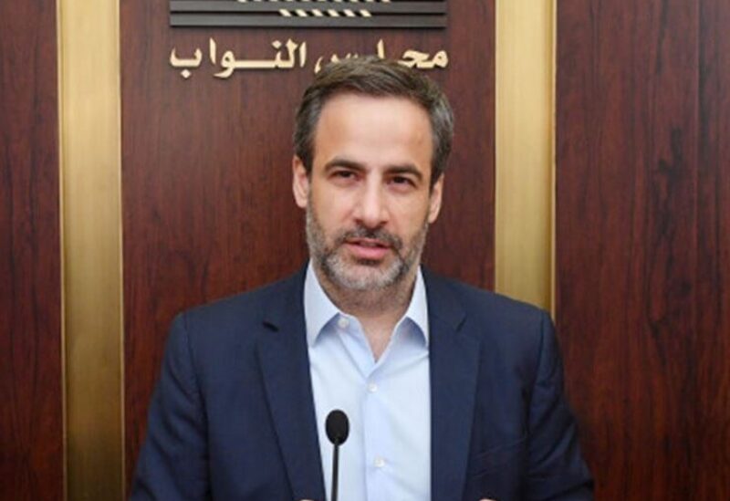 معوض يقاطع جلسة الغد