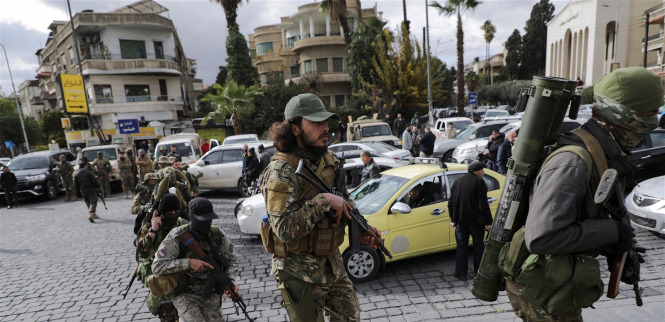 الإخبارية السورية: مقتل 3 عناصر من نظام الأسد بعد اشتباكات مع الأمن الداخلي بريف مدينة جبلة