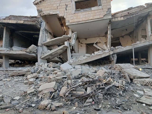 المنزل الذي فجره الجيش الاسرائيلي فجرا في كفركلا