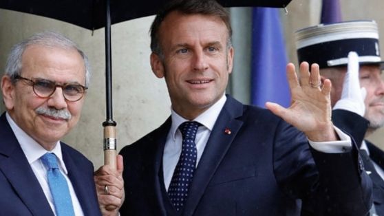 رئيس الحكومة وصل إلى الإليزيه