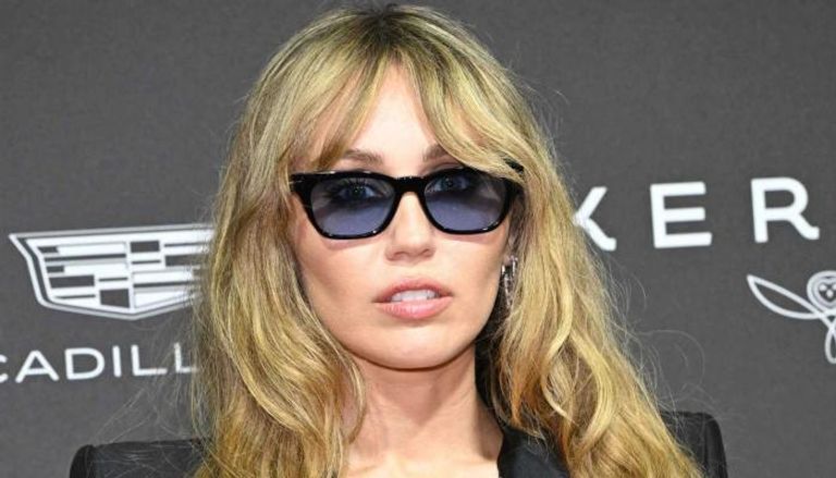 هانا مونتانا تعود إلى الشاشة في الذكرى العشرين… ومايلي سايرس تشكر جمهورها