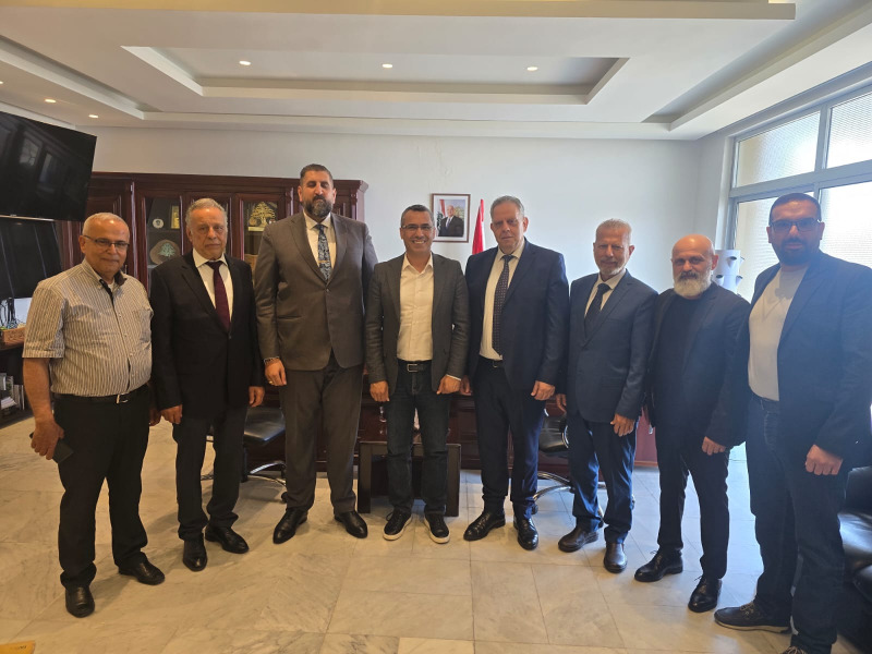 وزير الزراعة نزار هاني يبحث التعاون مع جمعية 