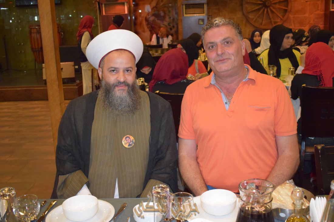 بالصور جزين تحكي: إفطار مختار جنسنايا للمؤسسات الانسانية في مطعم المختار جنسنايا