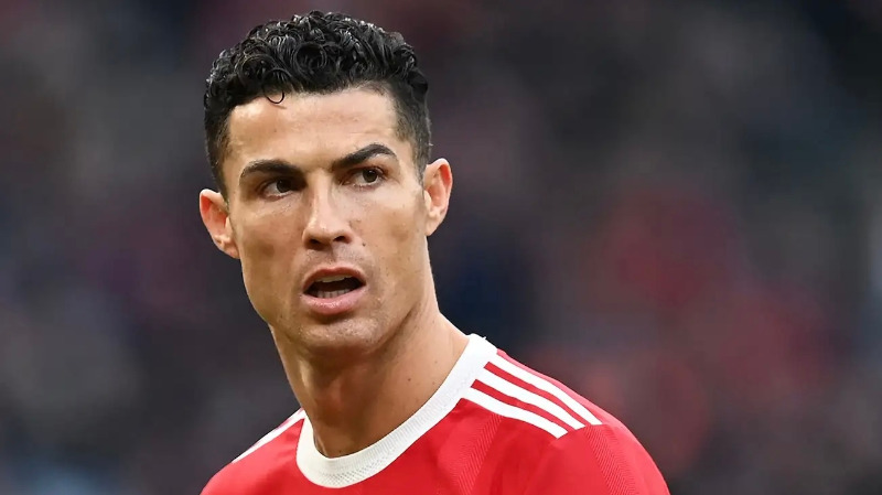 'Quiet War' between CR7 & UTD? FW to start OFF THE BENCH in EPL opener