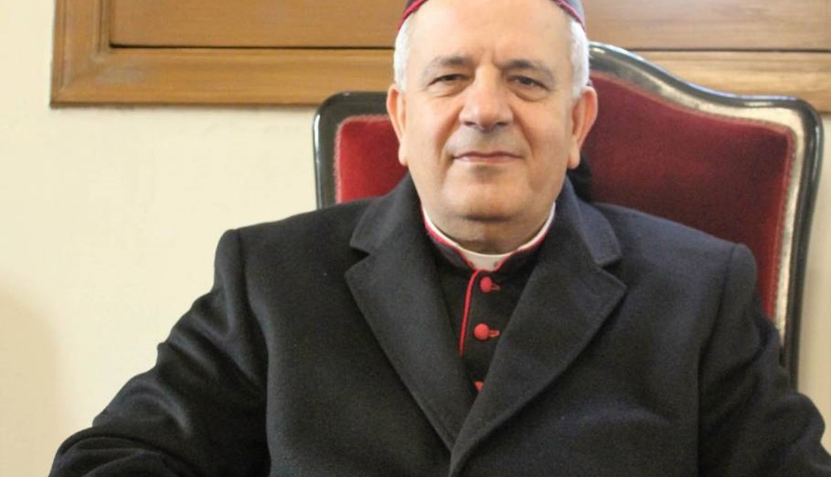 ماذا بين شيخ العقل والمطران العمار؟