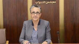 نجاة عون أنهت اعتصامها في مجلس النواب
