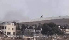 قوات الاحتلال تستهدف محيط الضهيرة ويارين والقصف على علما الشعب تسبب بحريق كبير