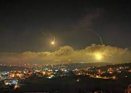 قوات العدو استهدفت تلة العزية وألقت قنابل مضيئة فوق الحمامص