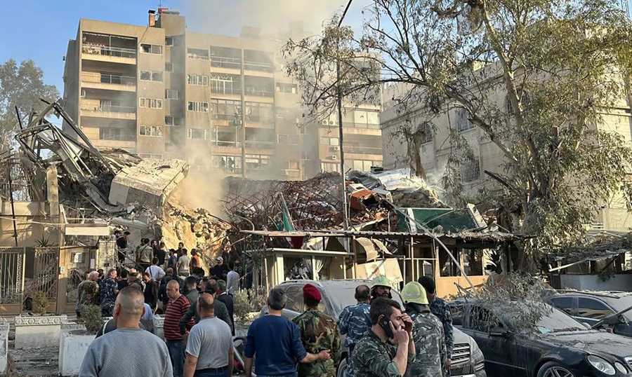 ارتفاع حصيلة ضحايا الضربة على القنصلية الإيرانية وبينهم لبناني