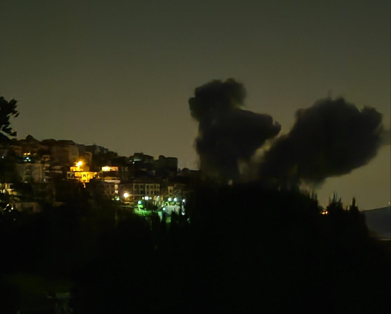 غارات عنيفة و قصف مدفعي على بلدة الخيام