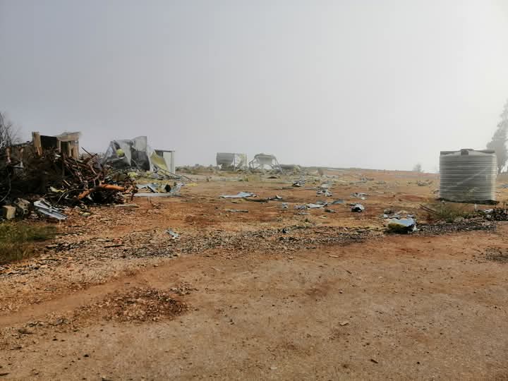 الأخبار: استهداف عدد من الغرف الجاهزة في محيبيب فجر اليوم
