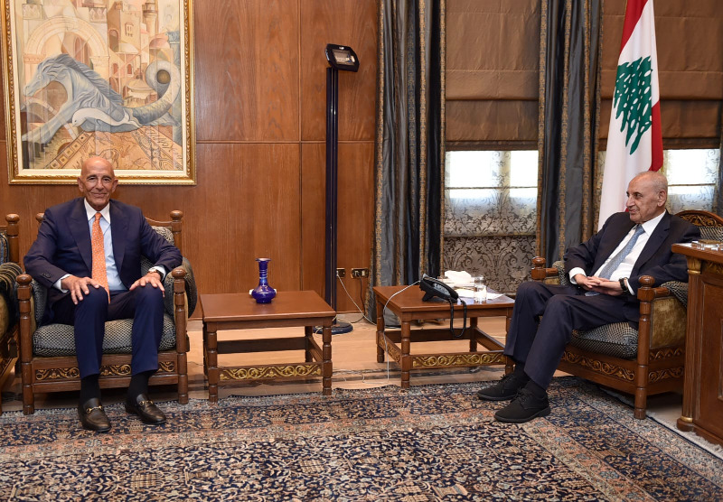 إستقبل براك على مدى أكثر من ساعة... بري : الإجتماع كان جيداً وبناءًا آخذاً بحرص كبير مطالب حزب الله