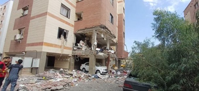 إصابة 7 أشخاص بجروح متفاوتة في انفجار مجمع سكني على أطراف قم