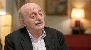 أنتينات أبي تيمور تتمايل يمينًا ويسارًا