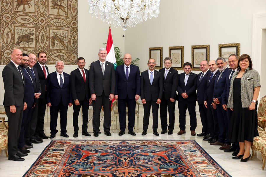عون: لبنان الطوائف لا يصنع دولة