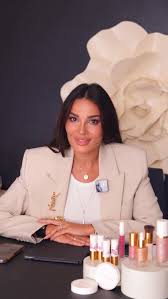 #نادين_نسيب_نجيم: كلنا معرضين نوقع بس المهم نوقف و نكفي... عادي رواق ما صار طبيعي