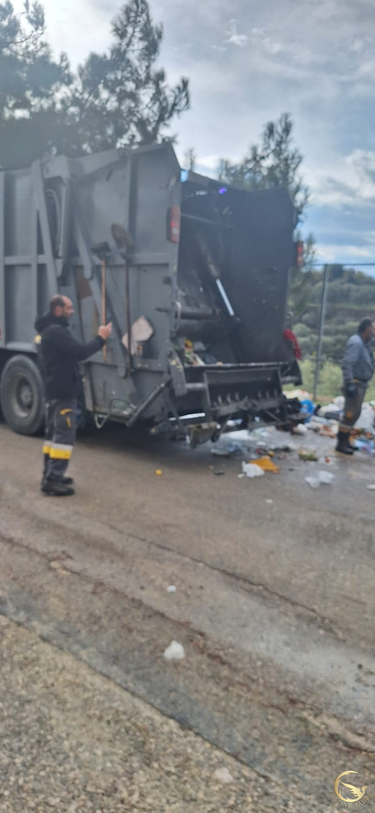 اتحاد بلديات جزين يستكمل رفع النفايات من القرى