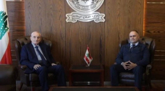 لدعم المؤسسة العسكرية… بين مسعد ومنسى البحث في مشروع إنشاء كلية الدفاع الوطني