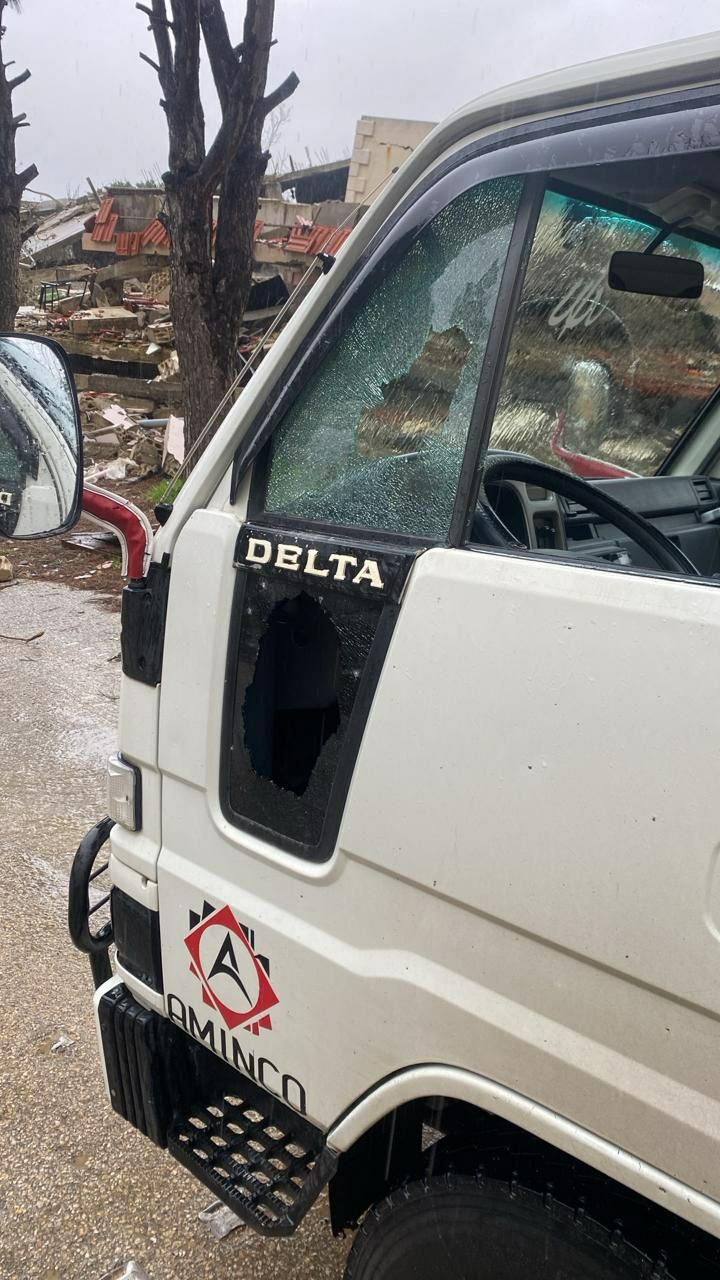 إستهداف معمل أحجار بين عديسة ومركبا