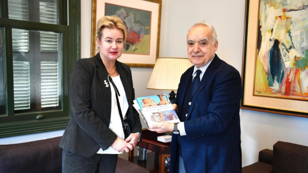 بحث التعاون وحماية المواقع الأثرية بين سلامة والسفيرة البولندية