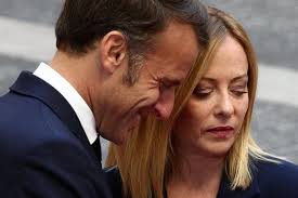 بعدما قال لها ماكرون 
