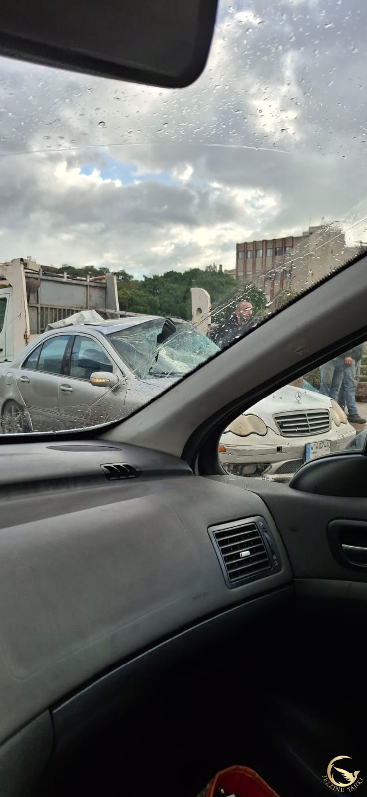 حادث سير على الطريق السريع من سن الفيل باتجاه الدورة