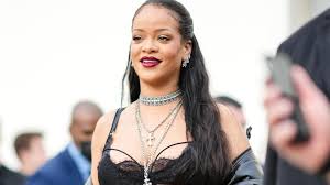 #ريهانا تُشعل حماس جمهورها بفيديو جديد من #الاستوديو