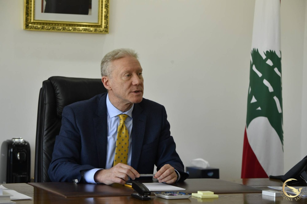 الخارجية اللبنانية تدين الاعتداءات الإيرانية على دول الخليج