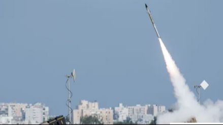 سلسلة من الانفجارات في سماء القدس