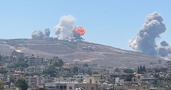 حزام ناري كثيف على مركبا وأكثر من 15 غارة