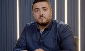 مذكرة توقيف وجاهية بحق علي برو