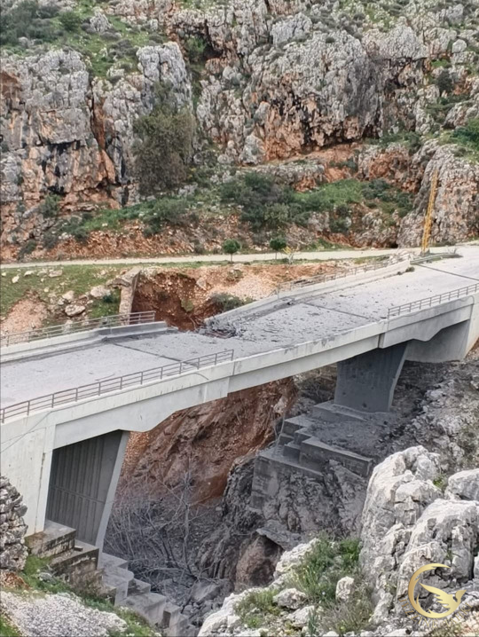 أغار الطيران الاسرائيلي ليلا للمرة الثانية على جسر الدلافة فدمره كليا