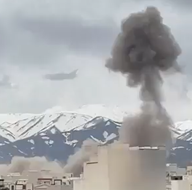 قصف قاعدة عسكرية للحرس الثوري في همدان