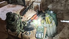 أدرعي: العثور على مجمّع إقامة تحت الأرض يحتوي على مخزون من الوسائل القتالية