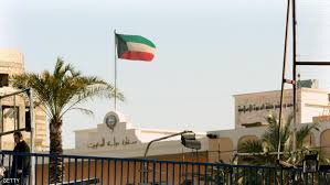 متظاهرون يقتحمون القنصلية الكويتية في محافظة البصرة بالعراق