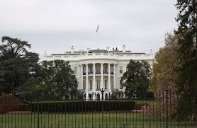 البيت الأبيض: لم نقل إننا قبلنا بشكل قاطع فرض رسوم لعبور مضيق هرمز والمشروع المشترك هو مقترح طرحه الرئيس