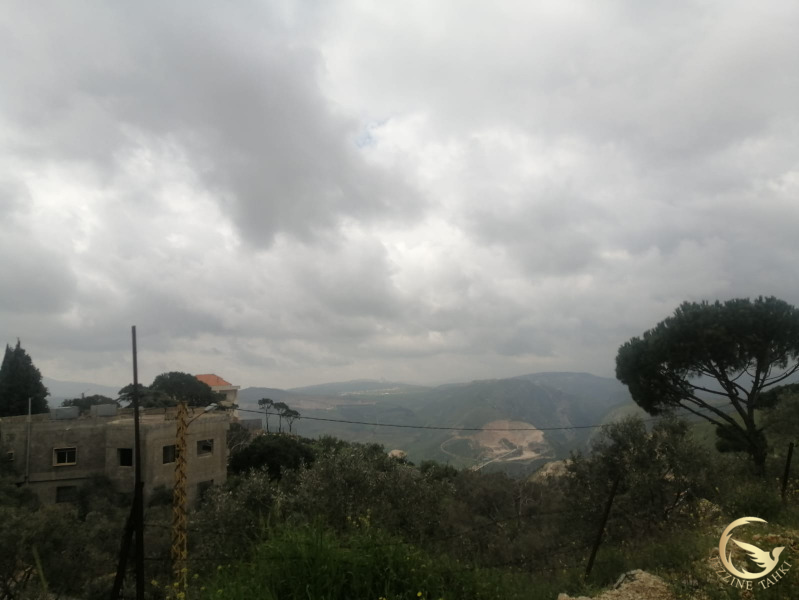 جزين تحكي: غارة على الخيام