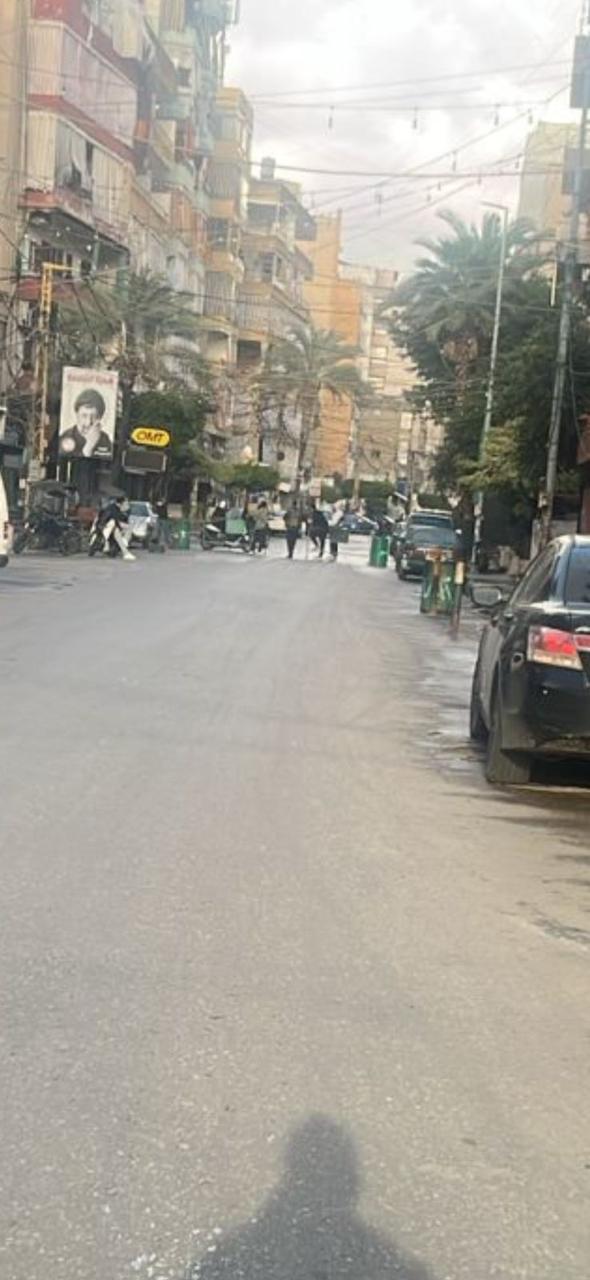 قطع الطريق في الشياح بعد اتصالات اسرائيلية طالبت مبان بالإخلاء