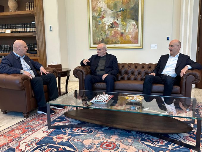 الأوضاع الأمنية بين عون ومنسى والحجار