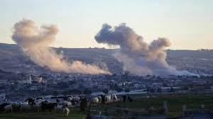 اصابتان من فريق الصليب الأحمر جراء استهدافهم أثناء توجههم إلى موقع غارة محطة 