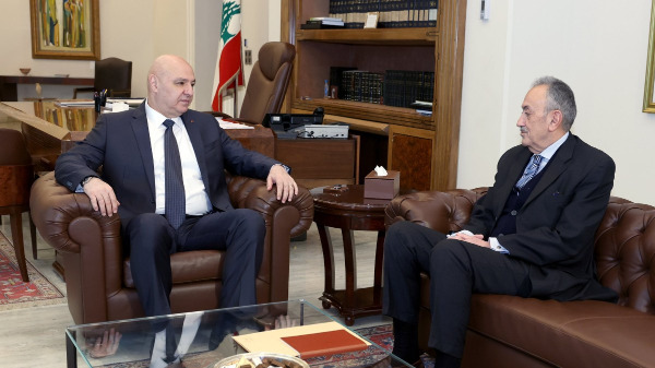 نتائج الاتصالات لوقف إطلاق النار بين عون وكرم