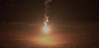 افاد مراسل جزين تحكي جوني كيوان عن قنابل مضيئة فوق الخيام