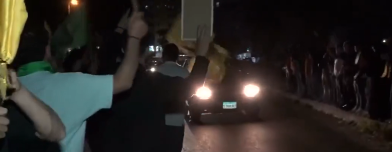 احتفالات الأهالي في مدينة صيدا بعد وقف إطلاق النار في لبنان