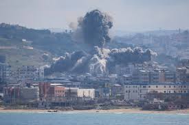 الجيش الإسرائيلي: نحن في حالة جهوزية فورية وسنواصل إزالة التهديدات في المنطقة الواقعة بين الحدود والخط المحدد ضمن تفاهمات وقف إطلاق النار