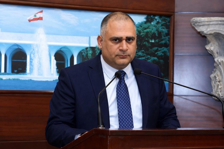 مسعد خلال لقائه عون مع وفد من نواب جزين الحاليين والسابقين ورؤساء بلديات :الأمن وصمود الناس أولوية