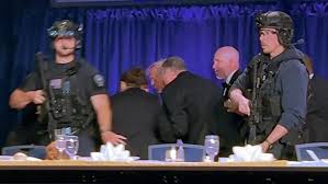 القضاء يتهم مهاجم حفل مراسلي البيت الأبيض بمحاولة اغتيال ترامب