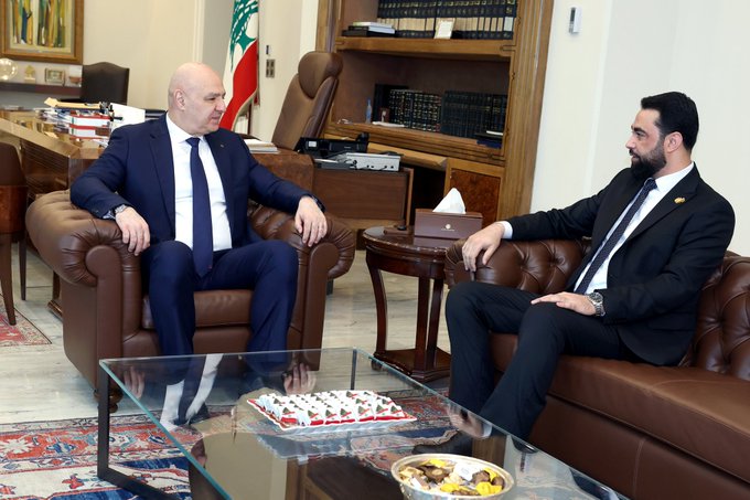 العلاقات اللبنانية السورية بين عون والهزاع