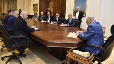 الرئيس بري ترأس اجتماعا لهيئة مكتب مجلس النواب بو صعب: الجلسة لن ترفع إلا بانتهاء جدول الأعمال والنواب سيبقون في الهيئة العامة حتى الوصول لقانون العفو وإقراره